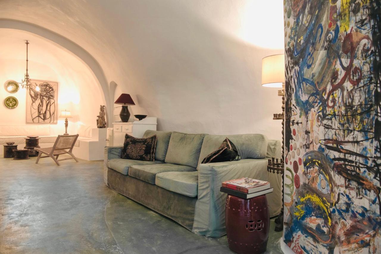 Hotel Hiraeth Santorini à Megalochori  Extérieur photo