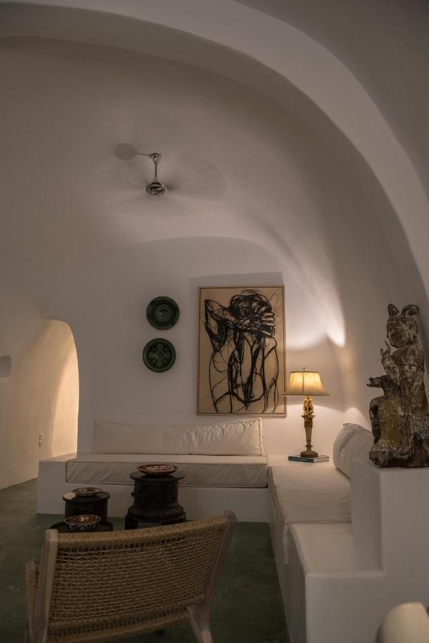 Hotel Hiraeth Santorini à Megalochori  Extérieur photo